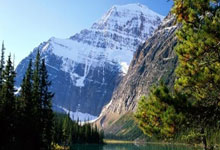 [天下足球]客场作战 曼联一球小胜富勒姆.